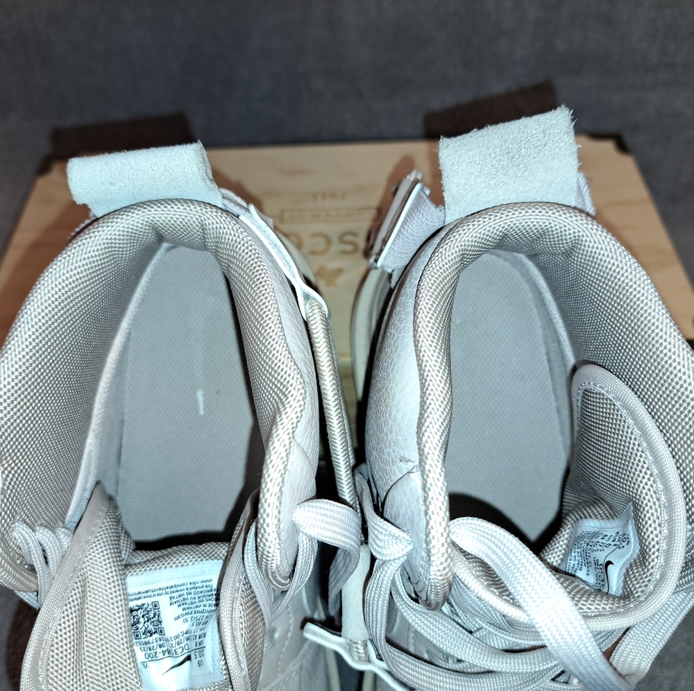 Nike Women's Air Force 1 High Utility 2.0, Size 10.5 - Picture 4 of 12